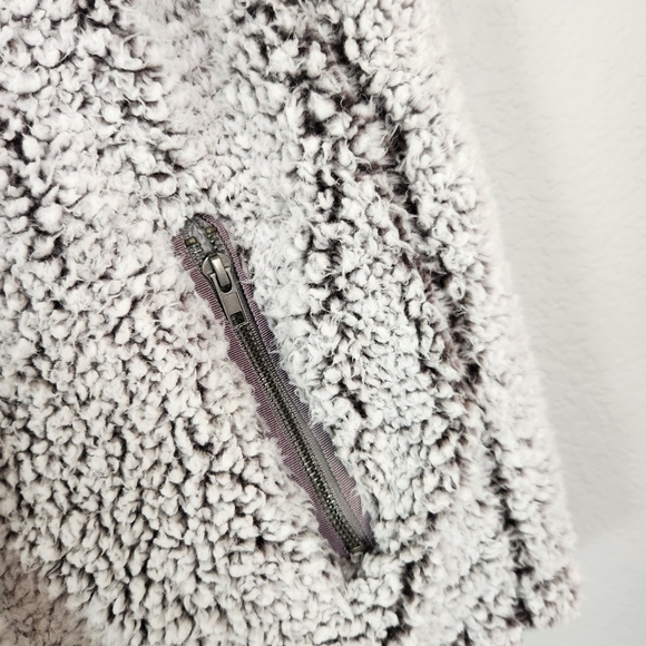 Thread & Supply Wubby Fuzzy Arctic Fleece Vest Sherpa Jacket Charcoal Sz Medium - Picture 15 of 16